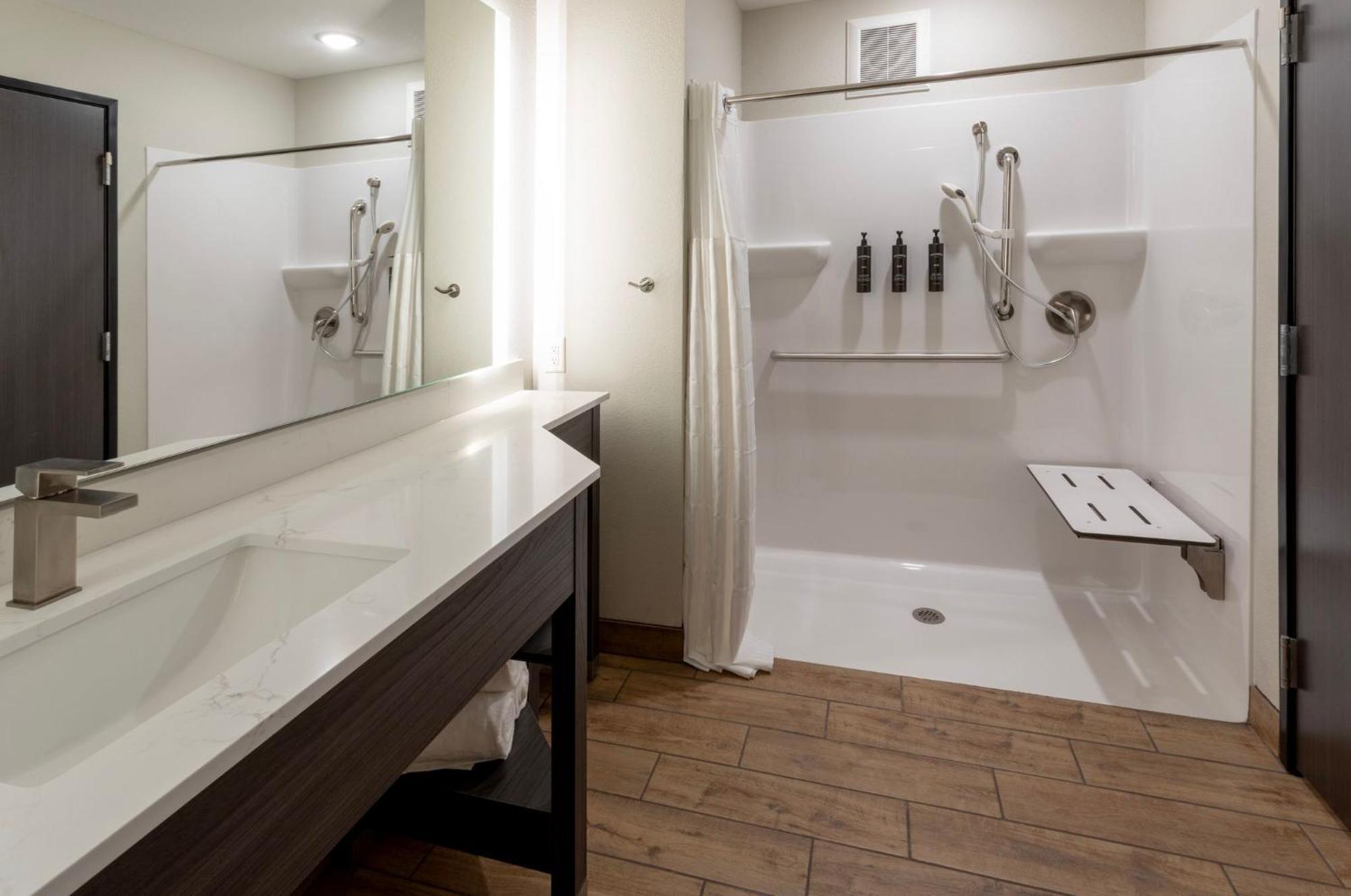 Grandstay Hotel & Suites Algona Zewnętrze zdjęcie